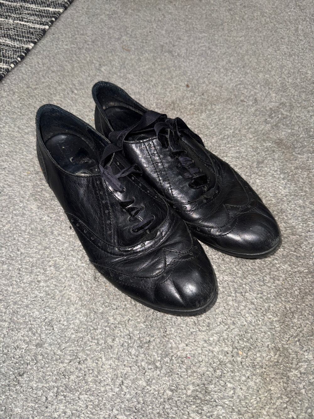 Born Women’s Black Leather Oxford Loafers Size 8.5 Lace Up Comfort Dress Shoes